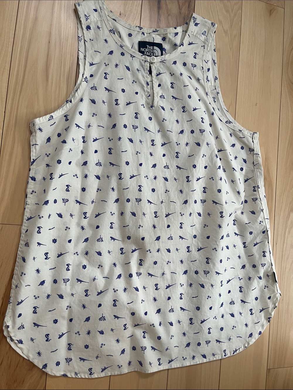 The North Face cotton tank with print, size small